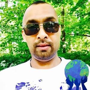 Meet your Posher, Ron